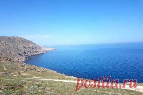В Крыму назвали блефом угрозы Киева устроить морскую блокаду полуострова. Для подобных действий у Украины нет флота и подходящих мест базирования.