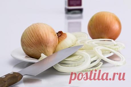 Лук гниет при хранении – в чем причина? | Журнал &quot;JK&quot; Джей Кей Урожай лука собран, и теперь можно расслабиться, – считают многие огородники. Но не тут-то было! Лук может начать гнить во