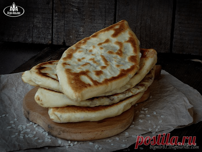 Пироги с грибами - излюбленная классика.