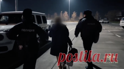 Брошенная в отеле Бангкока россиянкой девочка находится с отцом в России. Четырёхлетняя дочь, которую россиянка оставила без присмотра в номере одного из отелей Бангкока в сентябре, в настоящее время находится под опекой своего отца в Надеждинском муниципальном районе Приморского края. Читать далее