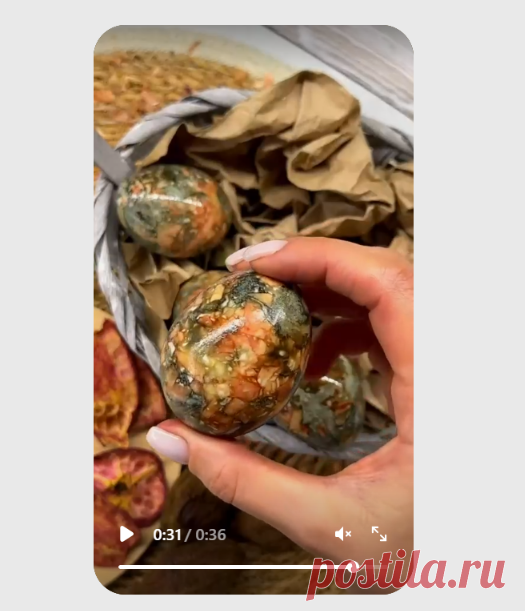 Красим яйца на Пасху