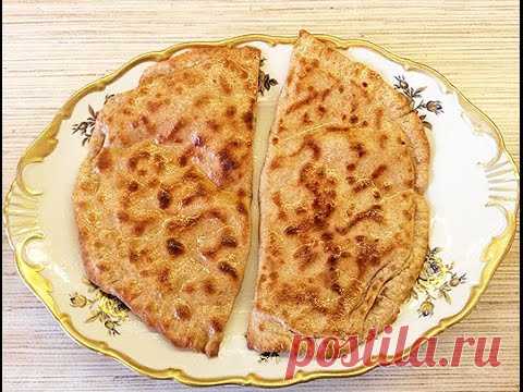 Постные пироги (лепешки) с картошкой Необычайно вкусные пироги (лепешки) с тонким тестом и  начинкой из картошки и лука, обжаренного в специях. Готовятся очень просто на сковороде. Пост.А здесь ...