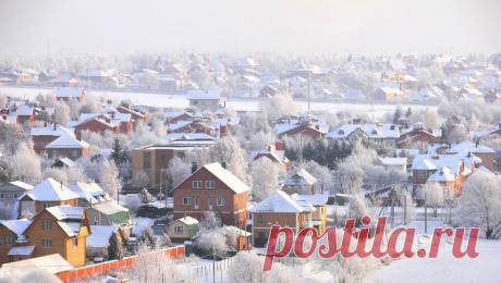 &quot;Везде нужно отстаивать себя&quot;: россиянка рассказала о переезде из мегаполиса в поселок. В 2014 году Ирина Кожевникова уехала из Москвы в поселок Острожка Оханского района Пермского края и вернулась оттуда только спустя пять лет, в 2019. Как она рассказала &quot;Газете.Ru&quot;, причиной такого решения стала масса ...