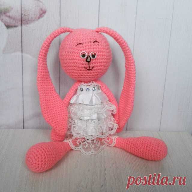 Связалась еще одна милая зайка!

#вязаныеигрушкиалматы #handmadeалматы 
#детям #вязаниеназаказалматы #зайка
 #weamiguru