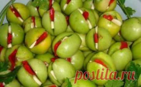 Зелёные помидоры с чесноком и зеленью быстрого приготовления