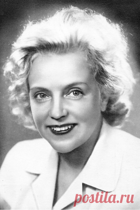 Ладынина Марина Алексеевна

Марина Ладынина родилась 24 июня 1908 года в селе Скотинино Смоленской области. Вскоре после рождения Марины семья переехала в село Назарово вблизи города Ачинска Красноярского края.

     В 16 лет Марина стала учительницей и учила односельчан грамоте. Примерно в этом же возрасте она впервые вышла на сцену самодеятельного драмкружка, играла в спектаклях Ачинского театра.

     Приехав покорять Москву, Ладынина с первого же захода поступила в ГИТ...
