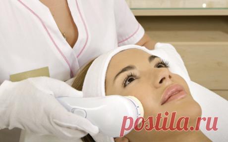 Эпиляция подбородка, бороды, тела, ануса, спины, промежности, груди, лобковой части, паха, на попе, влагалища, живота у женщин: видео-инструкция как сделать своими руками, фото и цена