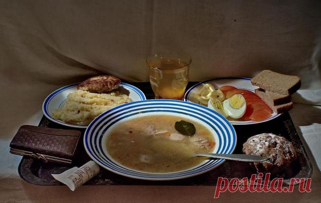 Как худели в СССР: диеты знаменитых актрис и обычных женщин
Многие советские актрисы могли похвастаться осиной талией и хрупким телосложением. Людмила Савельева, Анастасия Вертинская, Светлана Светличная и другие знаменитые красавицы и сейчас, в зрелом возрасте, остаются стройными. Неужели, чтобы сохранить форму им приходилось всю жизнь сидеть на диетах? Что же это тогда за «чудо-диеты» такие? Их...
Читай дальше на сайте. Жми подробнее ➡