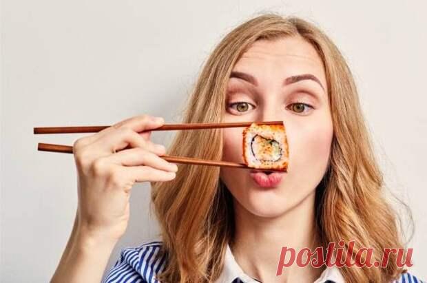 Продукты, которые ошибочно считают низкокалорийными
Вы пытаетесь похудеть, но вес не уходит? Откуда набегают лишние калории? Вполне возможно, из полезных продуктов, которые многие считают низкокалорийными. Когда мы принимаем решение избавиться от лишнего веса, то первое, что приходит в голову, — перейти на менее калорийное питание. Сказать-то себе это можно, но вот предательский желудок урчит уже...
Читай пост далее на сайте. Жми ⏫ссылку выше