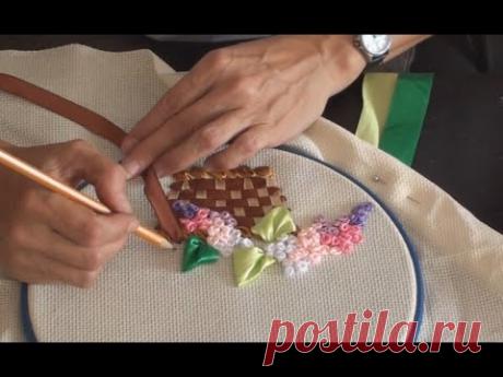Мастер-класс по вышиванию картин атласными лентами.