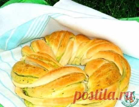 Калач с чесноком и шпинатом – кулинарный рецепт