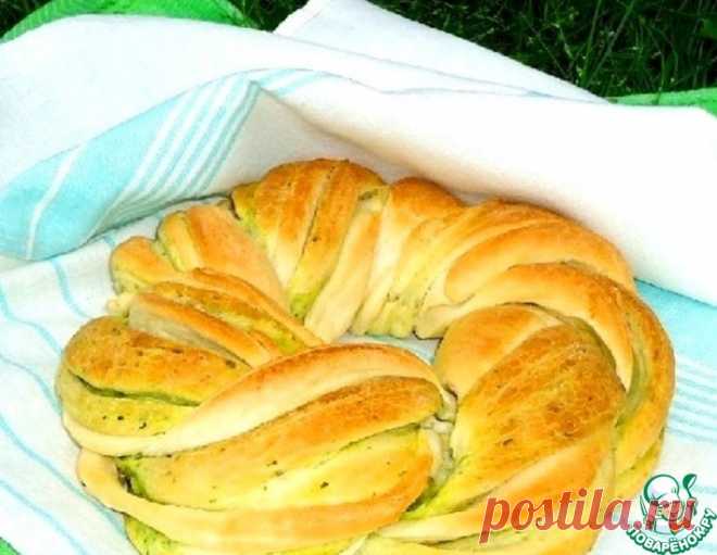 Калач с чесноком и шпинатом – кулинарный рецепт