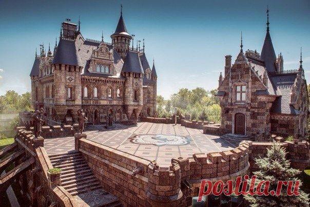 «Замок Гарибальди» - единственный в России готический замок-отель и самая красивая достопримечательность Самарской области.