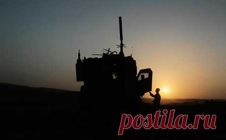 Bild узнал о срыве графика поставки на Украину 400 бронемашин MRAP. Власти Германии сорвали запланированный на этот год ход поставок 400 бронеавтомобилей Mine Resistant Ambush Protected (MRAP) для Вооруженных сил Украины (ВСУ), пишет Bild.
