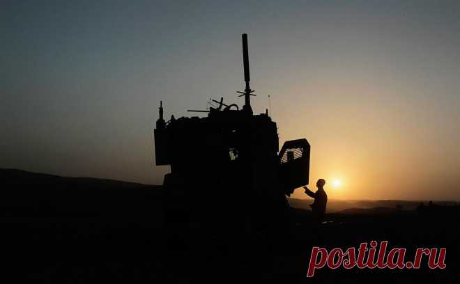 Bild узнал о срыве графика поставки на Украину 400 бронемашин MRAP. Власти Германии сорвали запланированный на этот год ход поставок 400 бронеавтомобилей Mine Resistant Ambush Protected (MRAP) для Вооруженных сил Украины (ВСУ), пишет Bild.