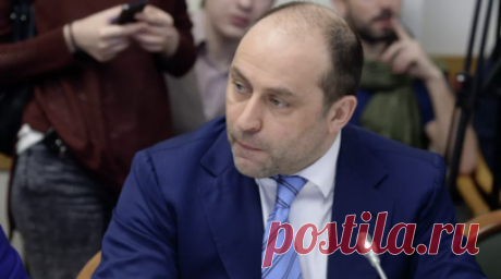 В Госдуме заявили о важности возвращение российских тяжелоатлетов на турниры. Депутат Госдумы Дмитрий Свищёв прокомментировал заявление президента Всемирной тяжелоатлетической федерации (IWF) Мохаммеда Джалуда о скором возвращении россиян на турниры. Читать далее