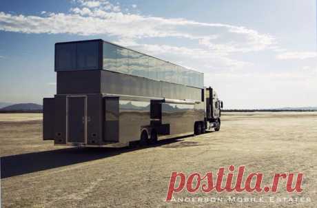 Самый большой дом на колесах в мире