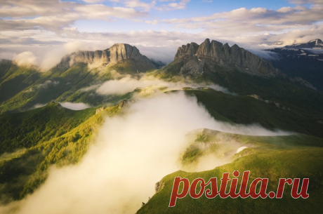 Перевал Чертовы Ворота в Адыгее. Автор фото – Митя Разум: nat-geo.ru/community/user/221629/