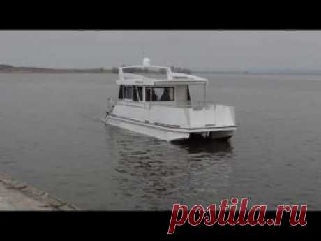 2018 май. Верфь хаусботов Lodka Haus (г.Саратов) открыла новое направление — строительство алюминиевых катамаранов.Со стапеля выпущено уже 4 модели, каждая имеет индивидуальную планировку и предназначение. LH 115 — алюминиевый тримаран (комфортное проживание и путешествие по речным акваториям), LH 116 — понтон для водолазного обследования морского дна, Crossline 9 — скоростной алюминиевый катамаран малых размеров, для перевозки которого не требуется оформление специального...