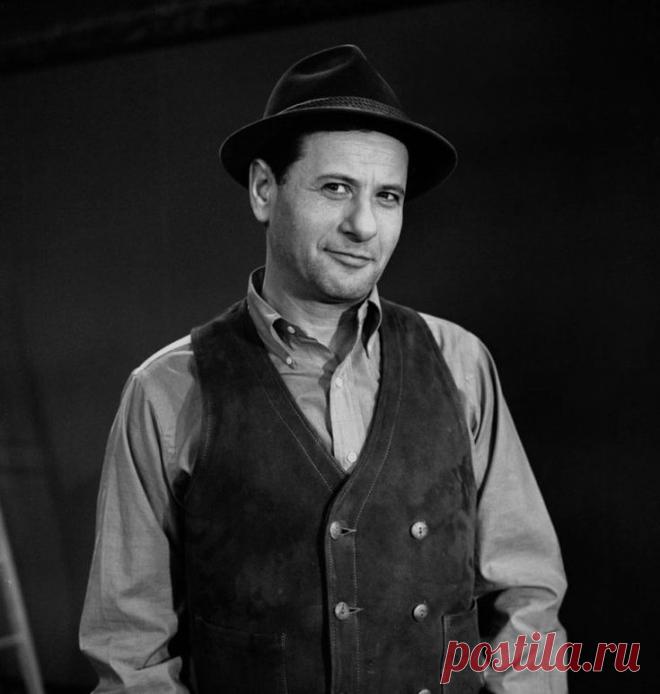 Илай Уоллак, 7 декабря, 1915
• 24 июня 2014