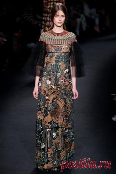 Valentino осень-зима 2015-2016