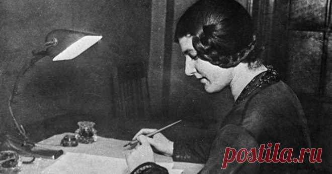 Как дворянка стала секс-символом Октябрьской революции / Назад в СССР / Back in USSR