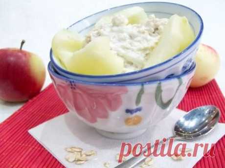 Геркулесовая каша: овсянка с творогом и яблоками