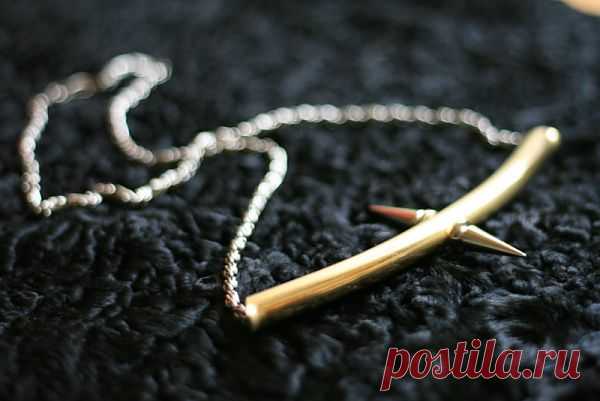 Колье с колючкой. DIY / Своими руками / Модный сайт о стильной переделке одежды и интерьера