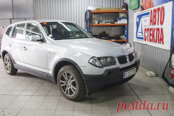Лобовое стекло на BMW X3