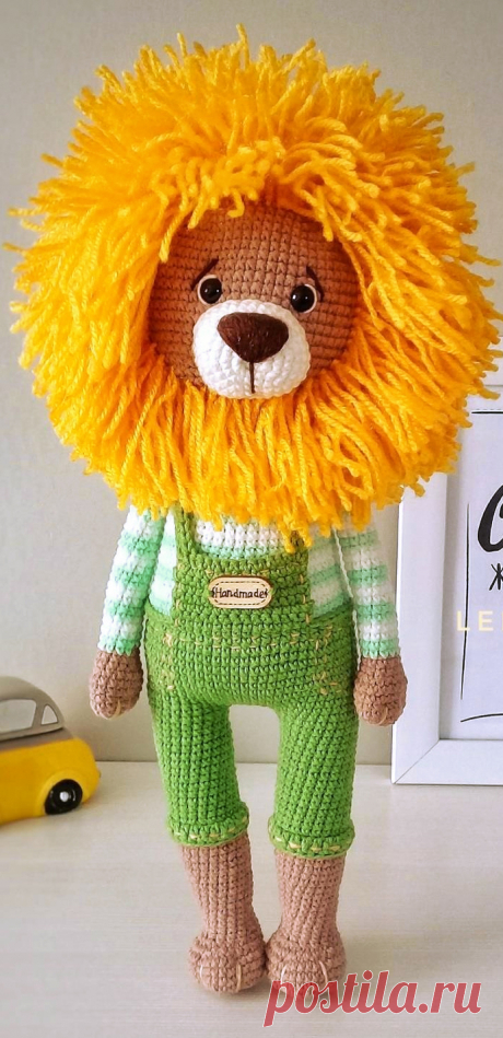 PDF Лев в костюме крючком. FREE crochet pattern; Аmigurumi animal patterns. Амигуруми схемы и описания на русском. Вязаные игрушки и поделки своими руками #amimore - лев, львенок, котик, кот, кошечка, кошка, котенок.