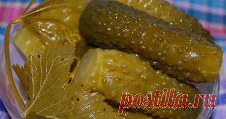 Хрустящие огурцы: заготовка, которая станет изюминкой новогоднего застолья