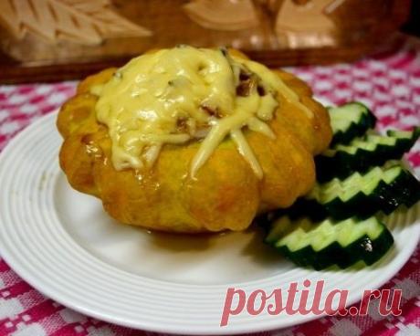 Фаршированные патиссоны с овощами и куриным филе