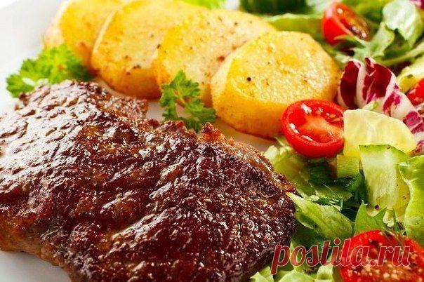 ТЕЛЯТИНА, ЗАПЕЧЁННАЯ С КИВИ.