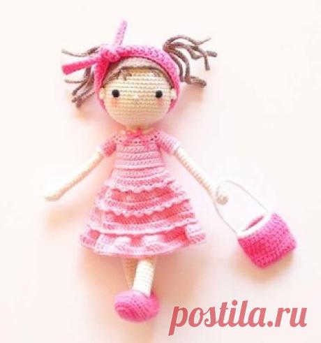 Куколка Софи амигуруми. Схемы и описания для вязания игрушек крючком! Бесплатный мастер-класс по вязанию куклы Софи крючком от nina.hookcreations. Высота вязаной игрушки примерно 30 см. Из описания схемы вы также узнаете…