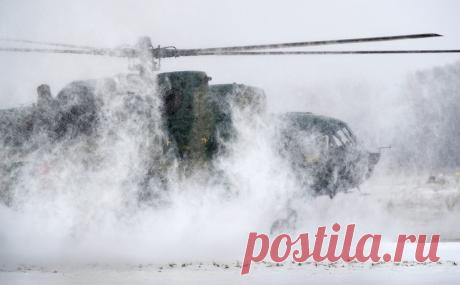 Следователи возбудили дело после падения Ми-8 в Ульяновской области. Военное следствие возбудило уголовное дело после падения вертолета Ми-8 в районе населенного пункта Дубки Ульяновской области.