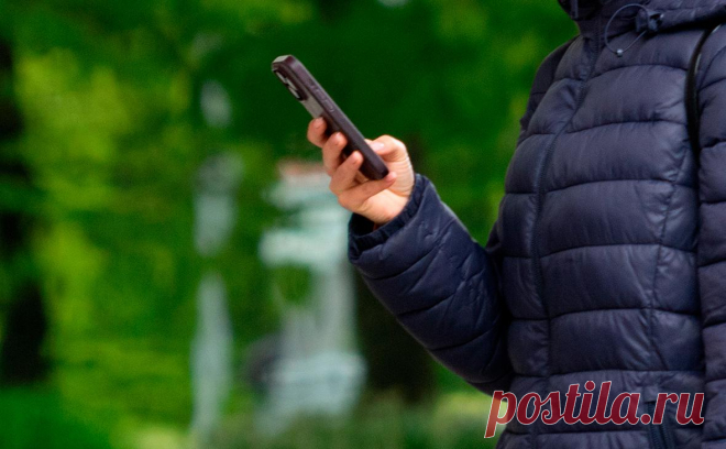 Глава «Ростелекома» ответил на вопрос о блокировке звонков в мессенджерах. Операторы связи накануне обратились с просьбой запретить звонки через WhatsApp (принадлежит Meta, которая признана экстремистской и запрещена в России) и Telegram. В «Ростелекоме» заявили, что не знают о такой инициативе
