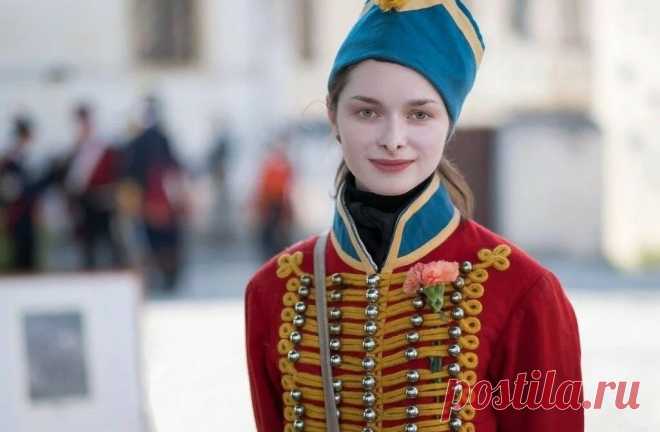 Дракон старой гвардии дзен Блог по вязанию для начинающих и опытных вязальщиц Ваш ресурс номер один для обучения вязанию спицами. Блог, посвященный бесплатным выкройкам, видео по вязанию, пряже и всему, что нужно для этого удивительного хобби.