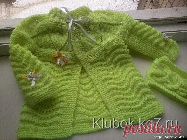 Вязанный кардиган для девочки.