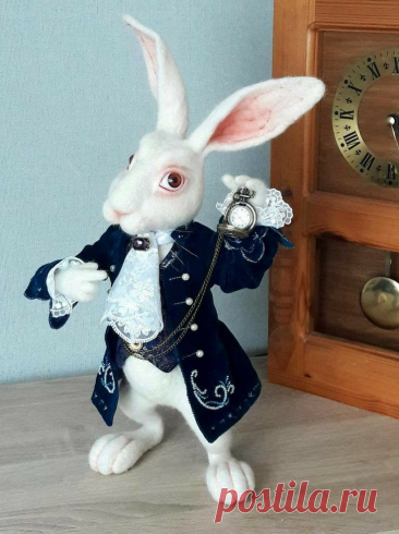 Пин на доске Alice no pais das maravilhas