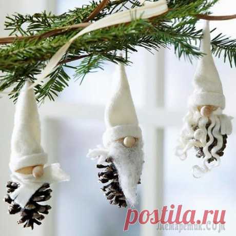 Новогодние поделки своими руками — нandmade 2018 Фантазийные новогодние поделки своими руками: нandmade все больше набирает популярности.Сделав декор своими руками, вы точно будете уверены, что такого другого нет во всем мире. спользуйте бросовый ма...