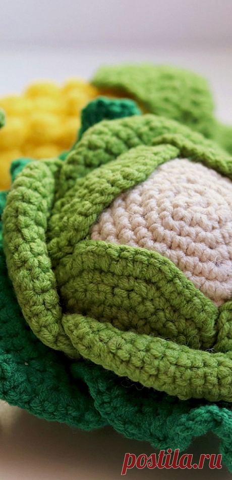 PDF Капуста крючком. FREE crochet pattern; Аmigurumi vegetable patterns. Амигуруми схемы и описания на русском. Вязаные игрушки и поделки своими руками #amimore - декоративный кочан капусты, овощ.