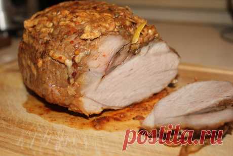 Домашняя буженина — вкусное и довольно бюджетное блюдо. И оно может прекрасно заменить покупную колбасу. Буженина готовится намного проще, чем может показаться на первый взгляд. Получается очень нежной,...