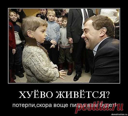 р