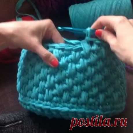 Vanessa Eduardo в Instagram: «Mais um ponto lindo que dá um efeito gracioso para o trabalho. @Regrann from @bobilon👈 #crochet #crochetaddict #Regrann #crochet #croche…» 300 отметок «Нравится», 11 комментариев — Vanessa Eduardo (@passa_la_em_casa) в Instagram: «Mais um ponto lindo que dá um efeito gracioso para o trabalho. @Regrann from @bobilon👈 #crochet…»