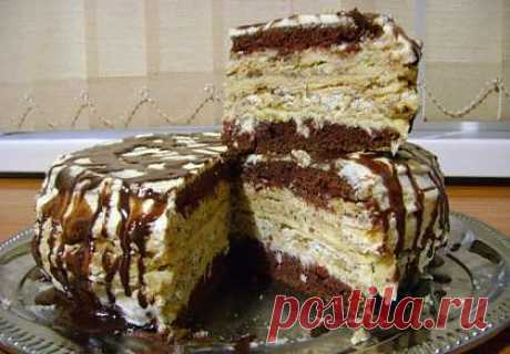 Торт &quot;КРЕЩАТЫЙ ЯР&quot;...Это очень вкусный, сытный и необычный торт, который быстро готовится и так же быстро съедается. Сочетание безе с орехами, шоколадным и слоено-песочным коржами с масляным и сметанным кремом гарантирует изумительный вкус, который запомнится надолго! Любителям Киевского торта - понравится! Попробуйте! Приятного аппетита!