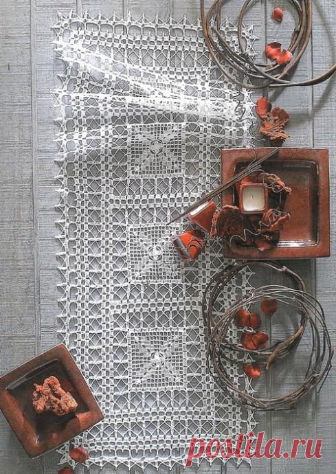 Изящная салфетка-дорожка, вяжем крючком