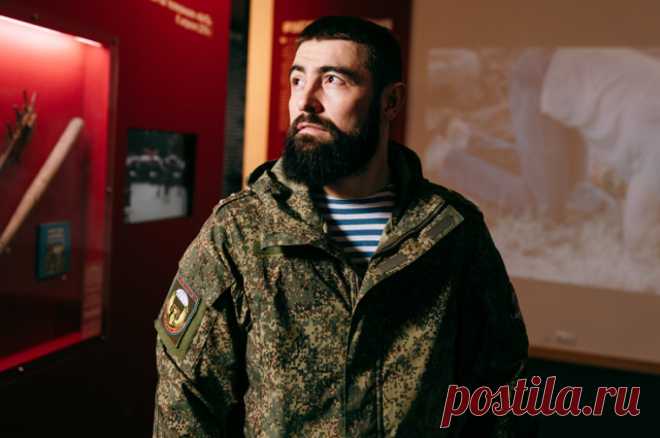 Доброволец Александр Дворкин. За Родину, победу и любовь. От решения пойти добровольцем в зону СВО до его реализации у Александра Дворкина прошло несколько дней.