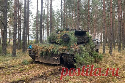 В Польше заявили об уникальном шансе Германии разобраться с Россией. Бывший президент Польши Лех Валенса, комментируя поставки Украине немецких танков Leopard 2, раскритиковал правительство ФРГ за медлительность и призвал его «возглавить спасение Европы». Экс-президент страны также считает, что сейчас у мира «есть шанс на долгие годы подавить имперские порывы России».