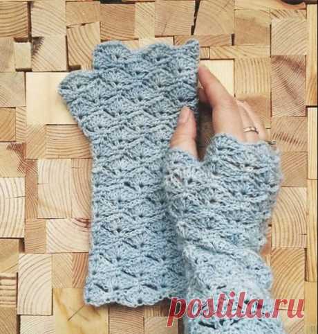 FINGERLESS GLOVES - Crochet Easy Patterns FINGERLESS GLOVES. Hello my beloved readers, I hope you are all right, because today I’m here to leave you this