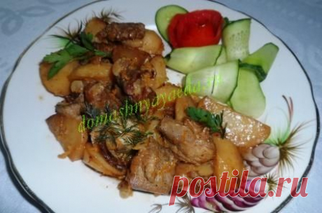 Жаркое из свинины с грибами в горшочках